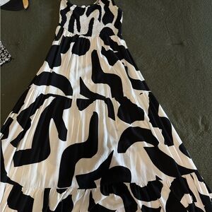 Chic One Shoulder Black and White Dress